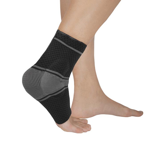 Бандаж компрессионный на голеностопный сустав с силиконовыми пелотами Т-8681/3 Evolution Silver (Т.46.81)  Бандаж компрессионный на голеностопный сустав с силиконовыми пелотами Т-8681/3 Evolution Silver (Т.46.81)